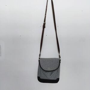 THIRTY ONE  Brown and Gray Women's Organista Crossbody Bag W/Many Pockets